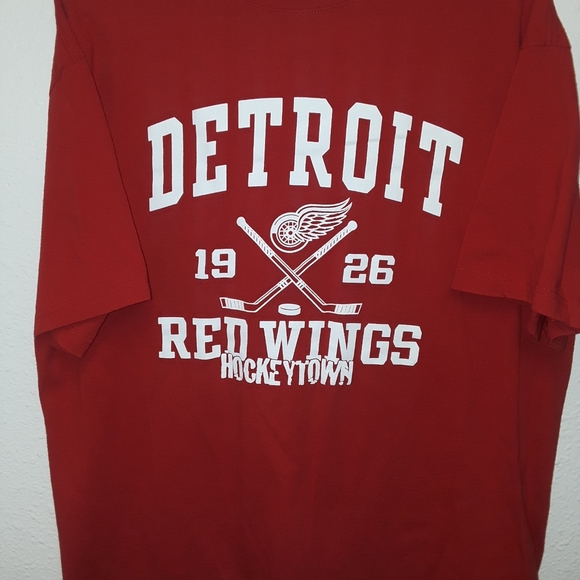 NHL Detroit Red Wings Men's Shirt - Picture 4 of 11